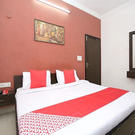 Oyo 12972 Hotel Krishna Castle 암리차르 외부 사진
