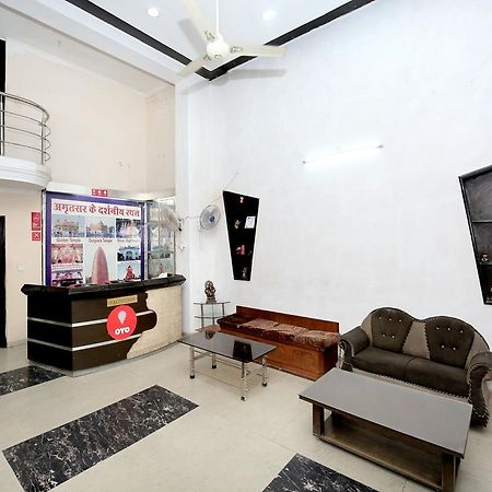 Oyo 12972 Hotel Krishna Castle 암리차르 외부 사진