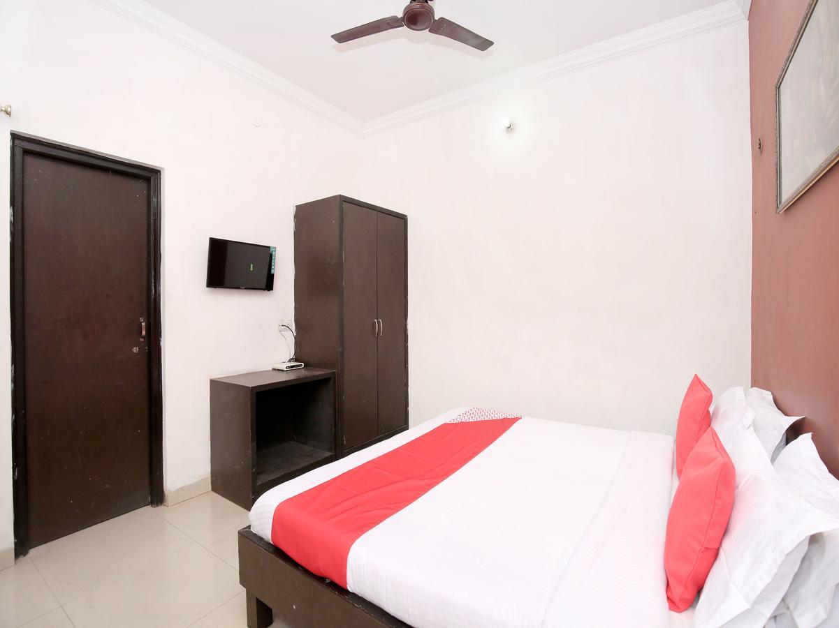 Oyo 12972 Hotel Krishna Castle 암리차르 외부 사진