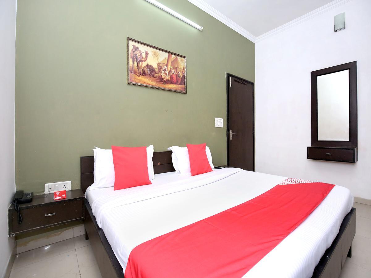 Oyo 12972 Hotel Krishna Castle 암리차르 외부 사진