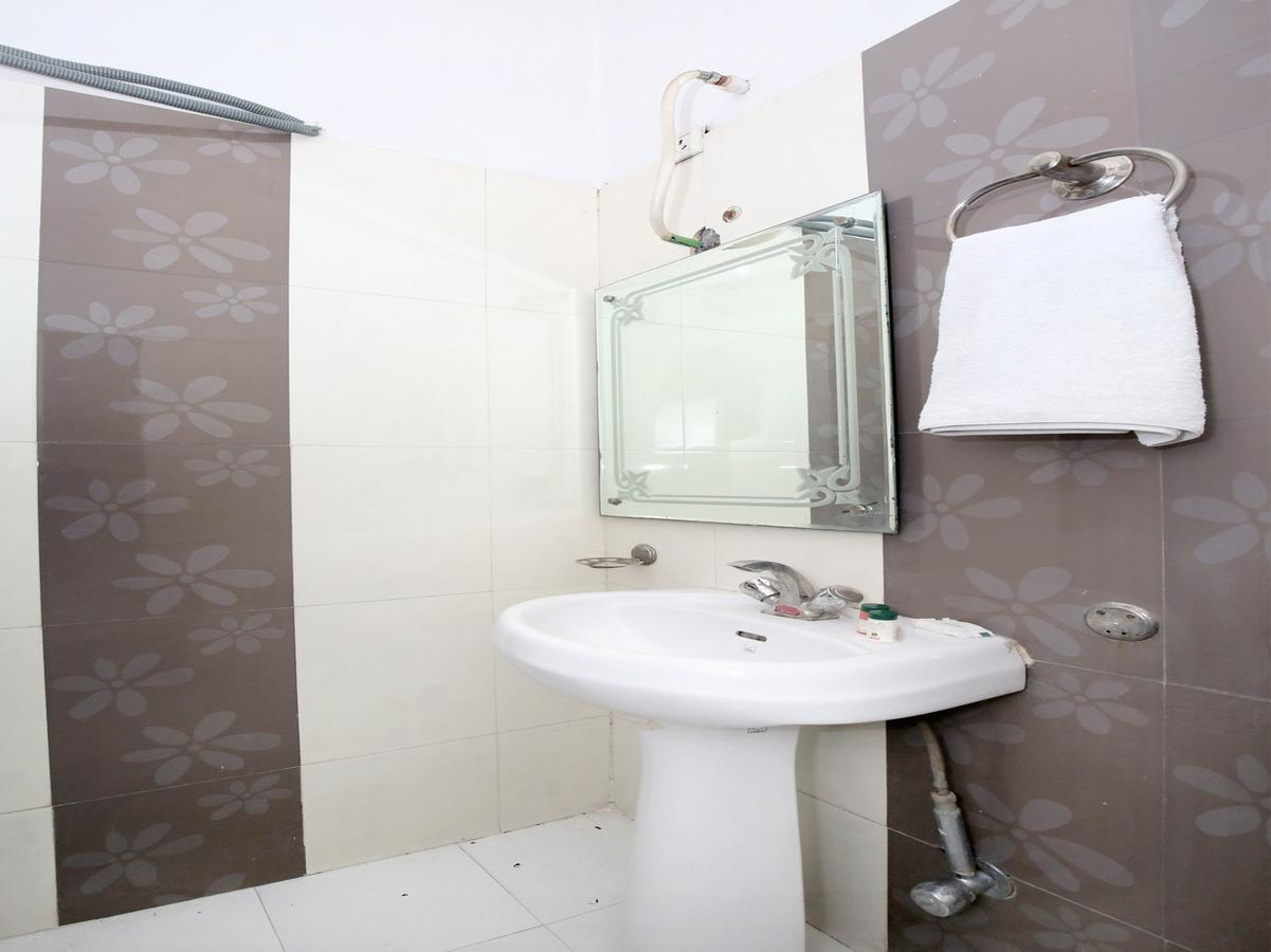 Oyo 12972 Hotel Krishna Castle 암리차르 외부 사진